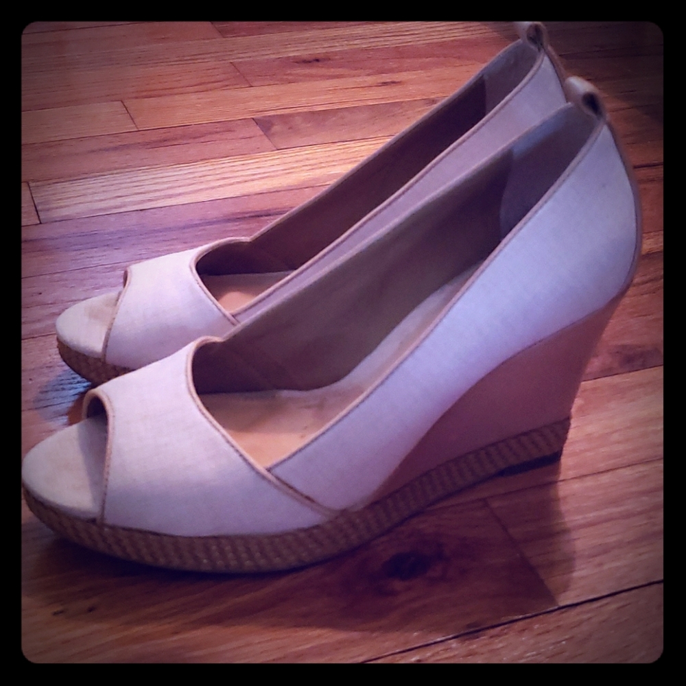 💢SOLD ANTONIO MELANI wedge heel